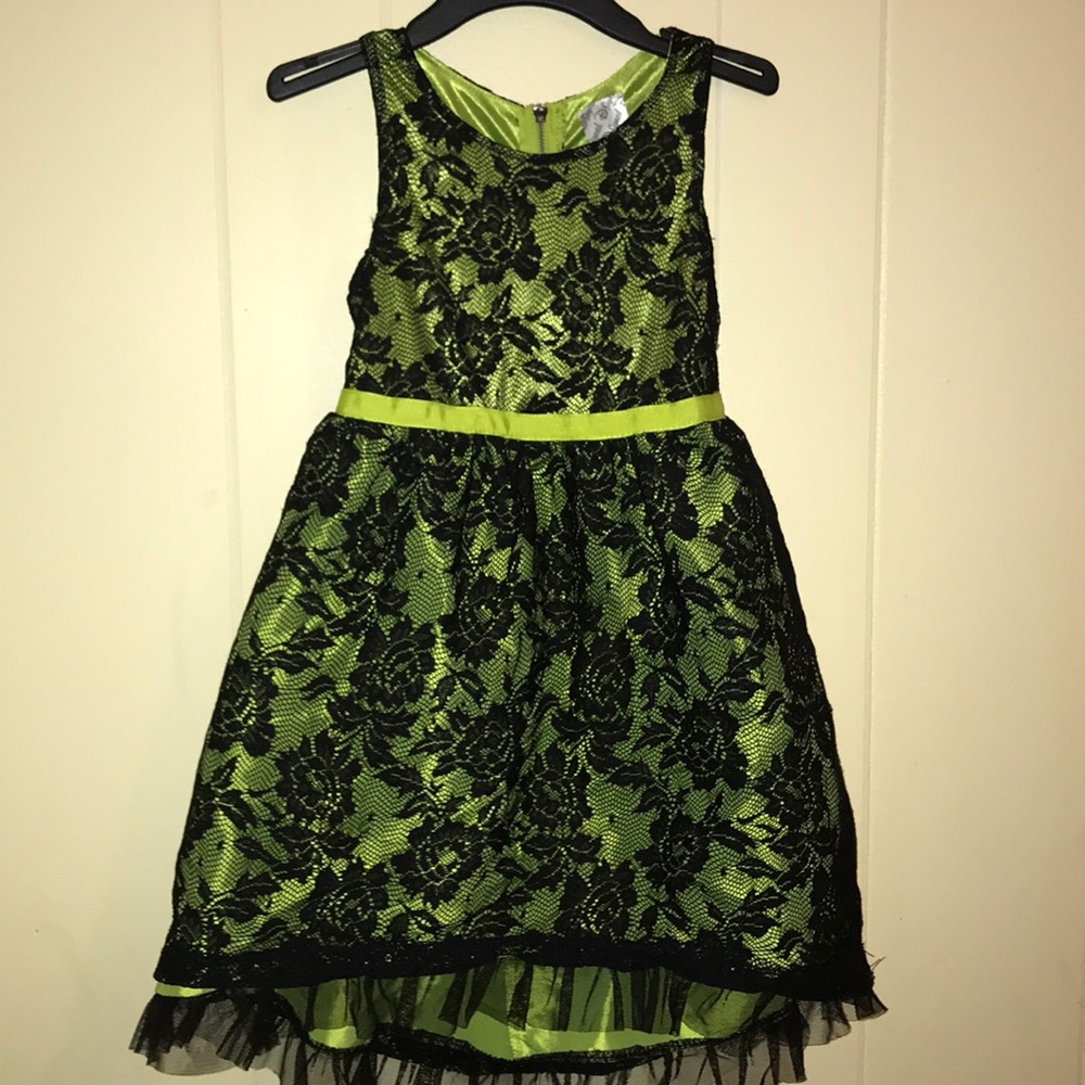 🌸NWOT Girl Dress🌸